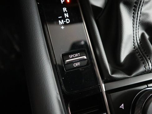 New 2026 MAZDA MAZDA3 Hatchback w/Premium Plus Pkg image 30