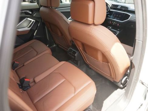 Used 2020 Audi Q3 2.0T Premium AWD/4WD image 15