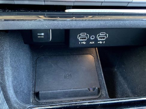 Used 2024 Jeep Wagoneer Series II w/ Flexible Seating Group image 20