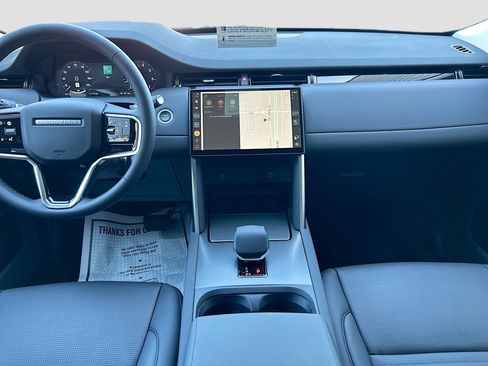 Used 2025 Land Rover Discovery Sport S image 13