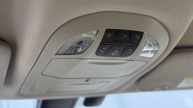Used 2019 Chrysler Pacifica Touring-L FWD image 35