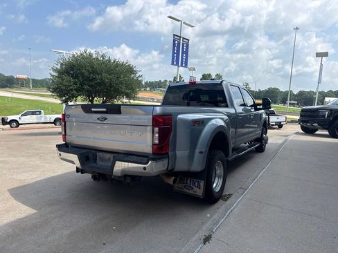 Used 2022 Ford F350 Lariat w/ Lariat Value Package AWD/4WD image 8