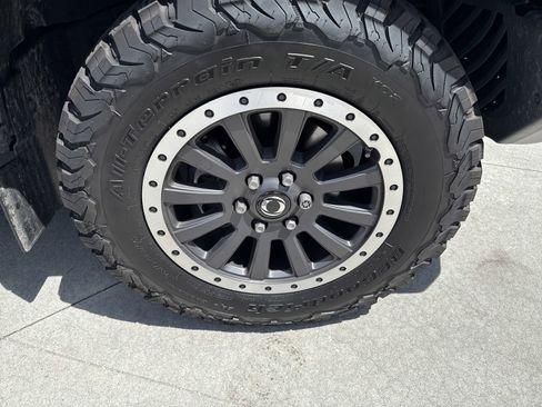 Used 2025 INEOS Grenadier AWD/4WD image 7