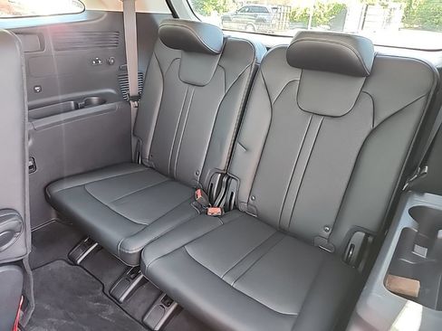 Used 2021 Kia Sorento EX w/ Panoramic Sunroof Package FWD image 18