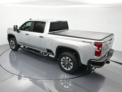 Used 2022 Chevrolet Silverado 2500 Custom w/ Custom Value Package image 35