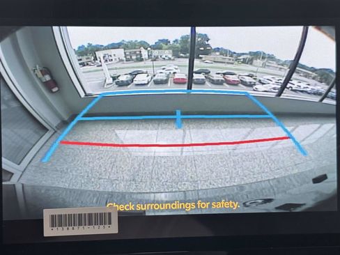 Used 2026 Toyota Sienna LE FWD image 26