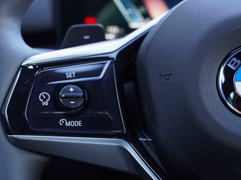 Certified 2025 BMW 530i xDrive w/ Premium Package image 22