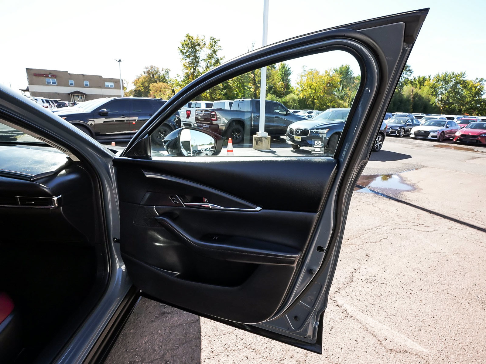 Used 2024 MAZDA CX-30 AWD 2.5 S w/ Preferred Package image 15