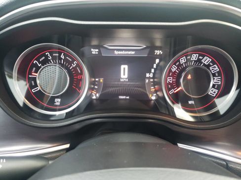 Used 2015 Dodge Challenger R/T w/ Quick Order Package 28B R/T image 15