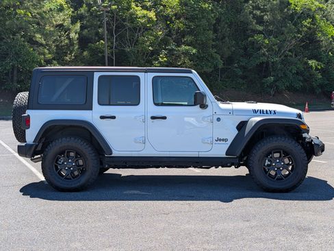 Used 2025 Jeep Wrangler Unlimited Sport S 4xe AWD/4WD image 10