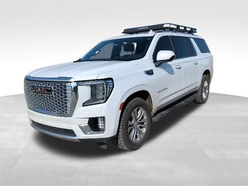 Used 2021 GMC Yukon XL SLT AWD/4WD image 7