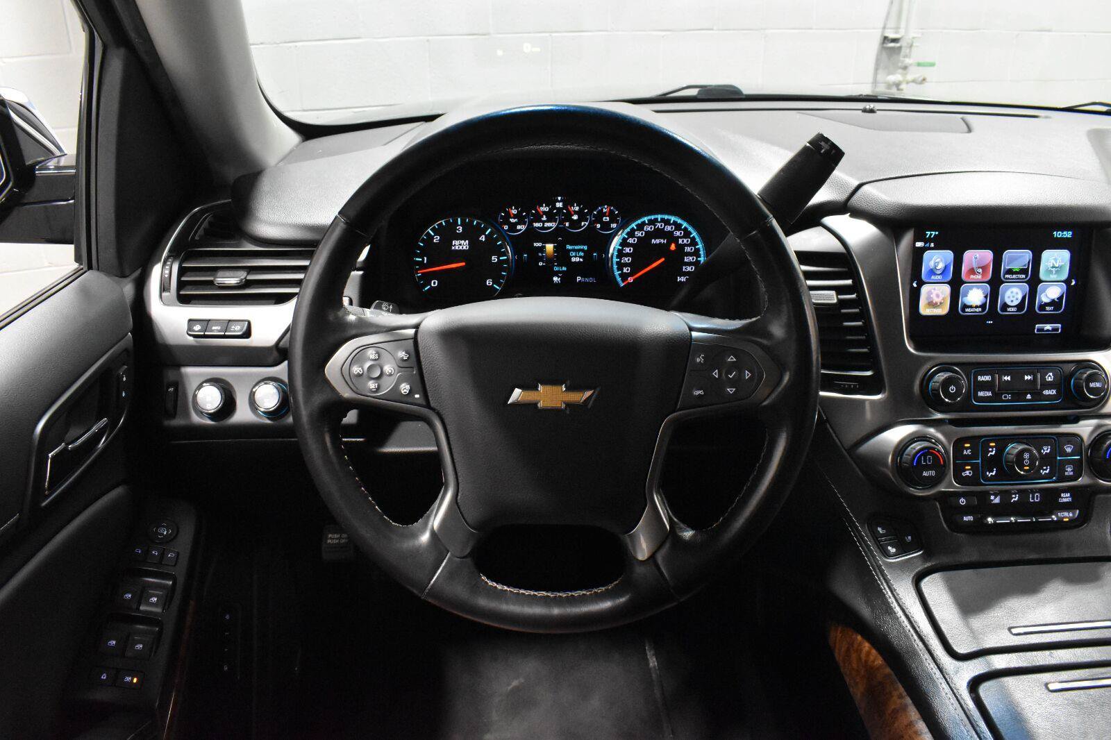 Used 2019 Chevrolet Tahoe Premier w/ Premier Plus Edition AWD/4WD image 8
