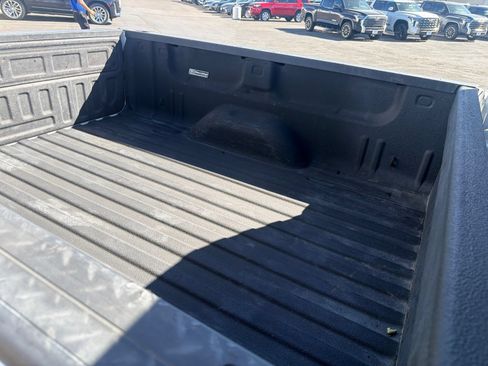 Used 2018 Chevrolet Silverado 1500 LT w/ Trailering Package AWD/4WD image 10