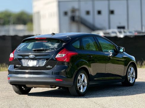 Used 2014 Ford Focus SE FWD image 9