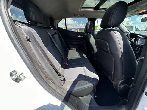 Used 2022 Buick Encore GX Select w/ Advanced Technology Package FWD image 33