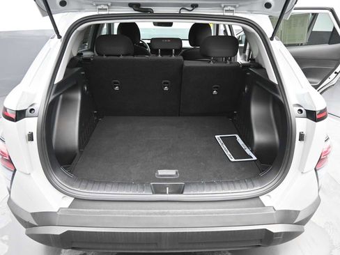 Used 2025 Hyundai Kona SEL image 19