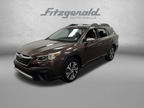 Used 2022 Subaru Outback Touring XT AWD/4WD image 1