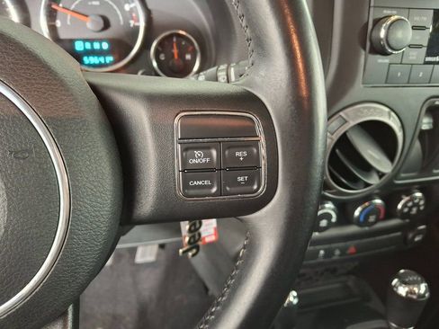 Used 2015 Jeep Wrangler Sport w/ Quick Order Package 24S image 13