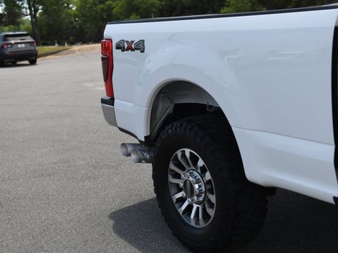 Used 2022 Ford F250 Lariat AWD/4WD image 5