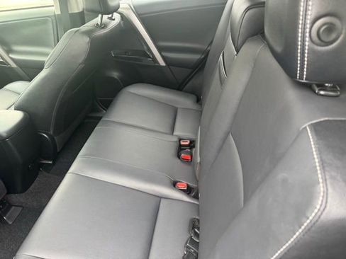 Certified 2018 Toyota RAV4 Limited w/ Carpet Mat Package image 8