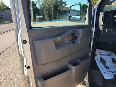 Used 2019 Chevrolet Express 2500 LS w/ Driver Convenience Package RWD image 35