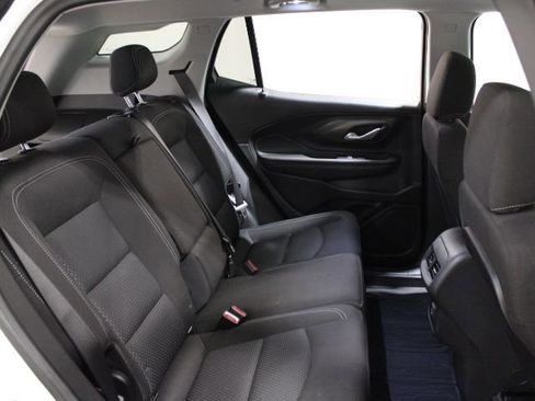 Used 2022 GMC Terrain SLE w/ Driver Convenience Package image 29