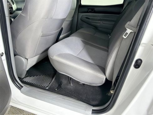 Used 2013 Toyota Tacoma 4x4 Double Cab image 20