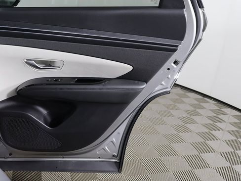 Certified 2024 Hyundai Tucson Limited image 29