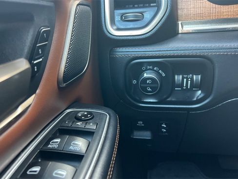 Used 2020 RAM 1500 Limited image 32