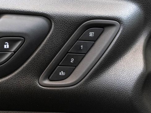 Used 2017 GMC Acadia Denali w/ Technology Package image 21