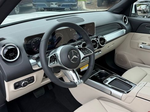 New 2026 Mercedes-Benz GLB 250 image 20