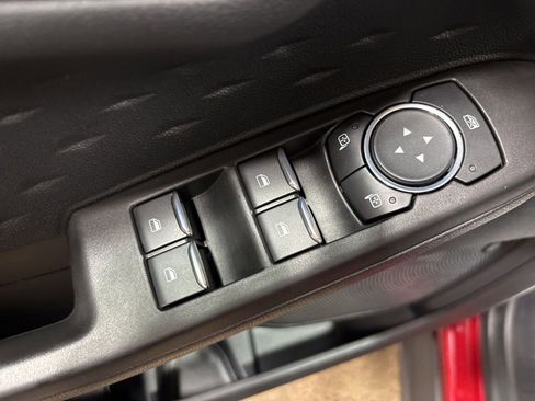 Used 2020 Ford Escape Titanium AWD/4WD image 10