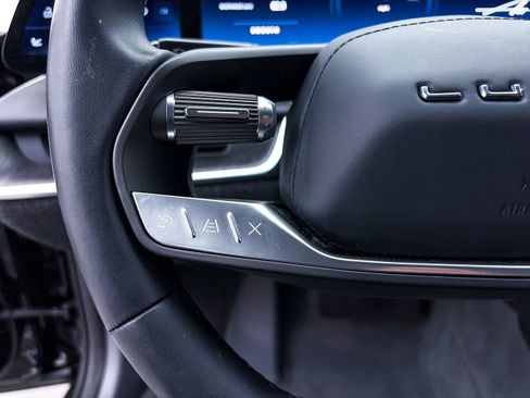 Used 2023 Lucid Air Touring AWD/4WD image 29