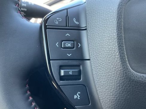 Certified 2024 Toyota Prius Prime FWD image 17