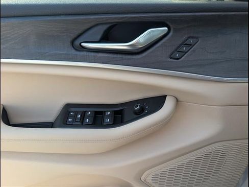 New 2025 Jeep Grand Cherokee L Limited w/ Luxury Tech Group II image 14