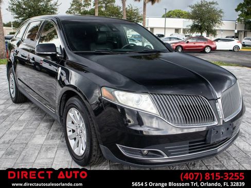 Used 2014 Lincoln MKT AWD image 1
