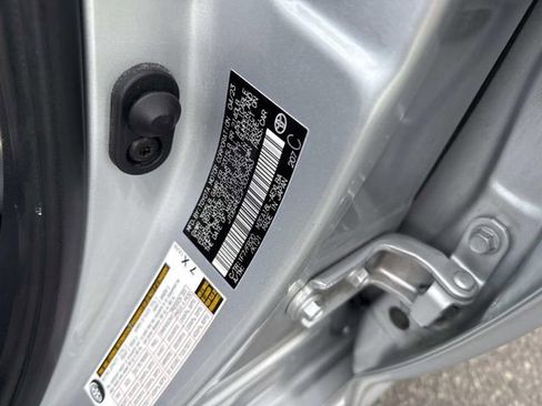 Used 2023 Toyota Corolla LE image 18