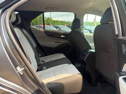 Used 2022 Chevrolet Equinox LT FWD image 24