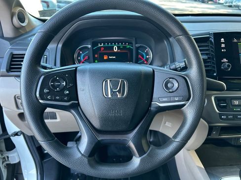 Used 2019 Honda Pilot EX image 16