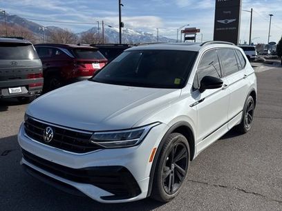 Used 2023 Volkswagen Tiguan SE R-Line