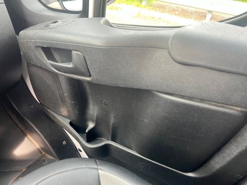 Used 2023 RAM ProMaster 2500 FWD image 30