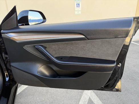 Used 2023 Tesla Model 3 Standard Range RWD image 22
