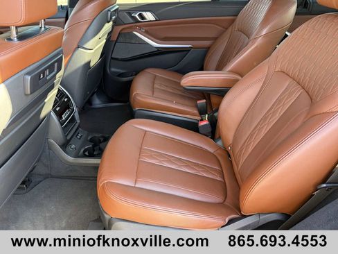 Used 2022 BMW X7 M50i w/ Luxury Seating Package image 35