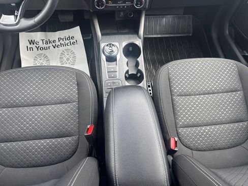 Certified 2023 Ford Escape Active AWD/4WD image 29