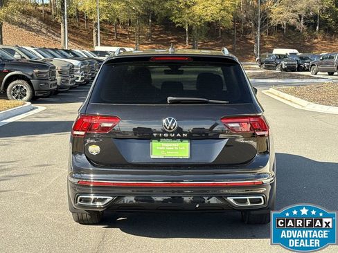 Used 2022 Volkswagen Tiguan SEL R-Line image 4
