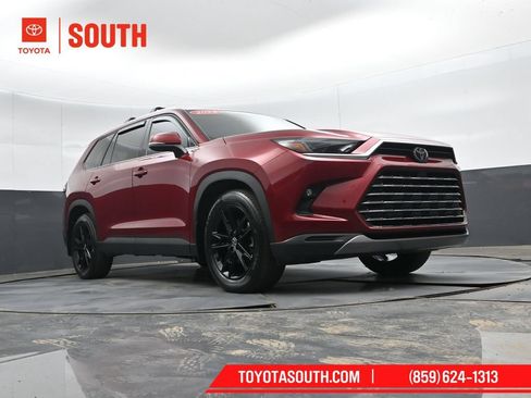 Used 2024 Toyota Grand Highlander AWD image 43