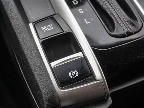 Used 2018 Honda Civic Touring image 36