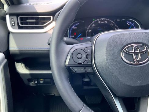 Used 2023 Toyota RAV4 SE AWD/4WD image 23
