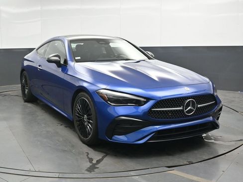 Used 2024 Mercedes-Benz CLE 300 4MATIC Coupe image 6