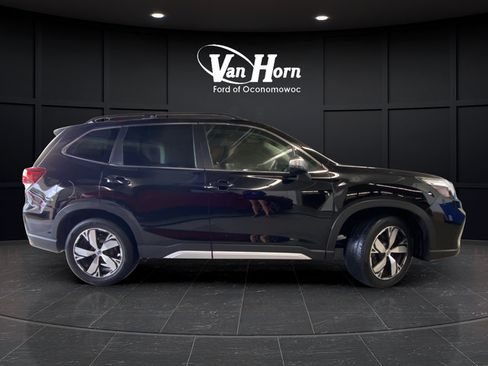 Used 2020 Subaru Forester Touring AWD/4WD image 8